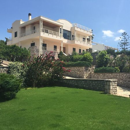 Elaianthos Villa Каламата Екстериор снимка