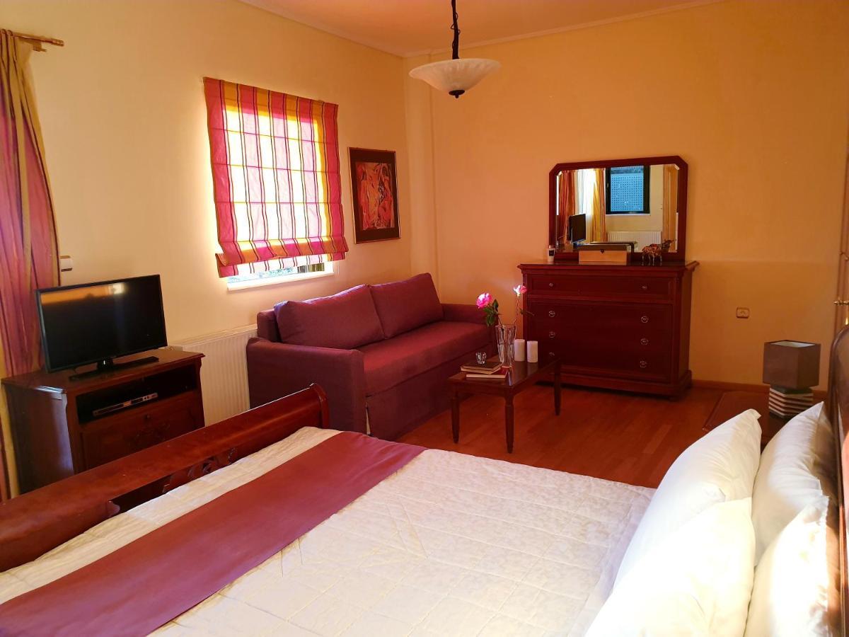 Elaianthos Villa Каламата Екстериор снимка